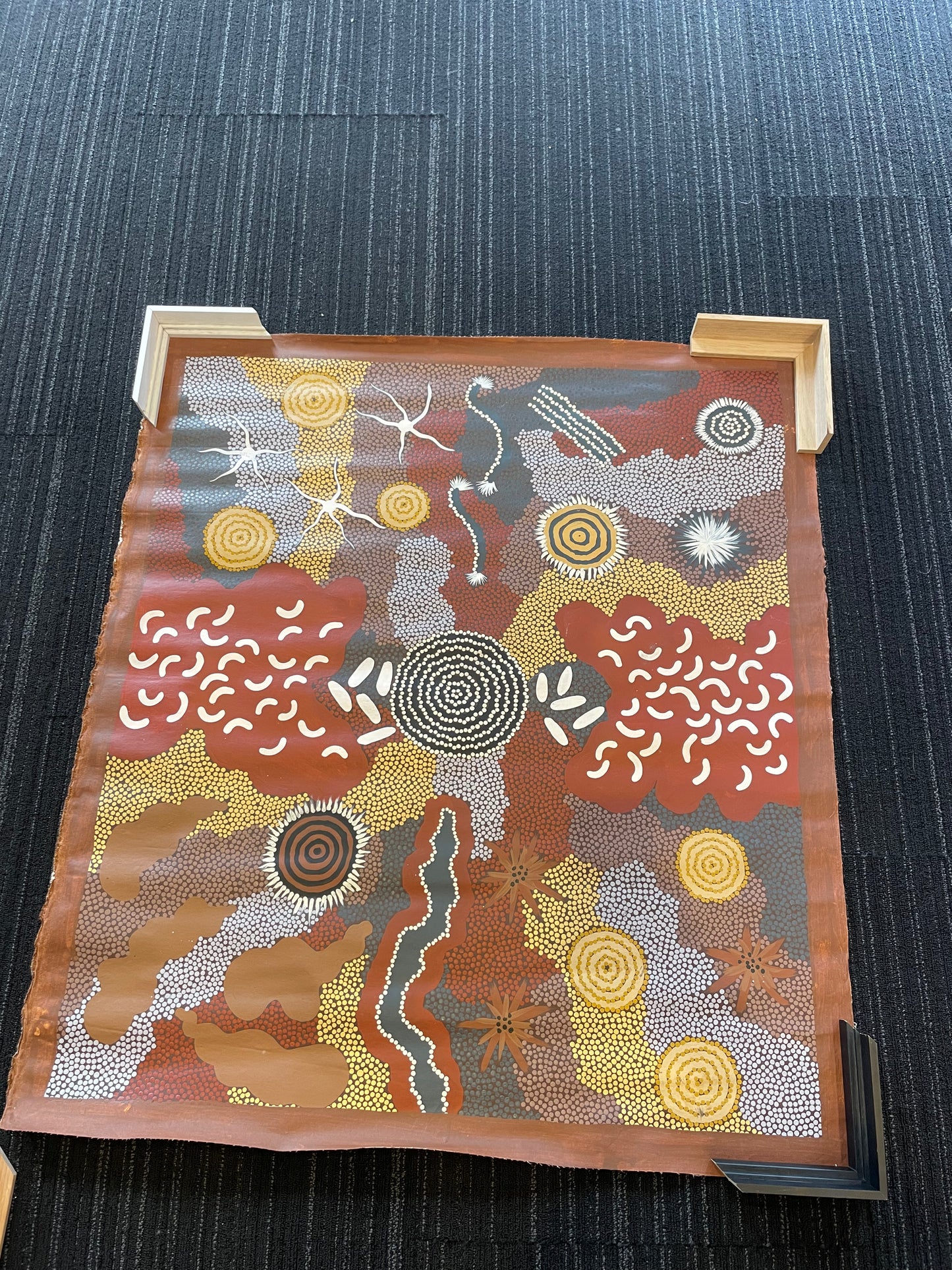 Clifford Possum Tjapaltjarri 860 mm x 1000 mm