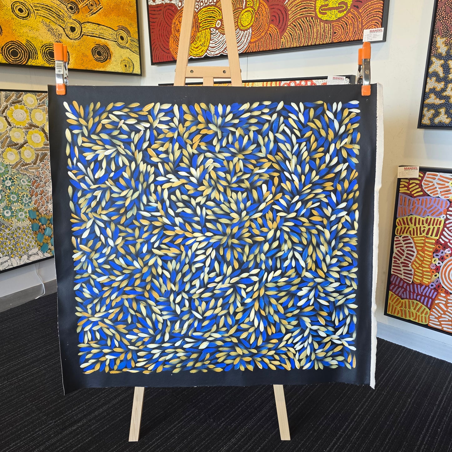 Louise Numina 900 mm x 940 mm