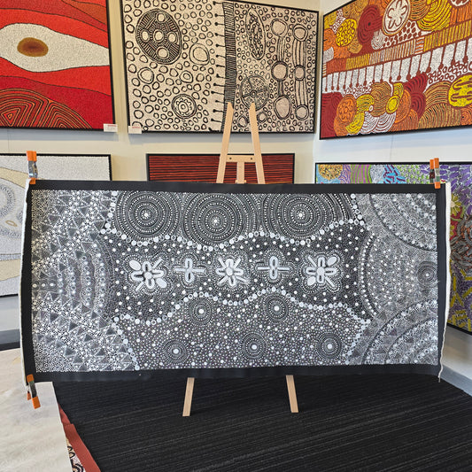 Tanya Bird 900 mm x 2000 mm