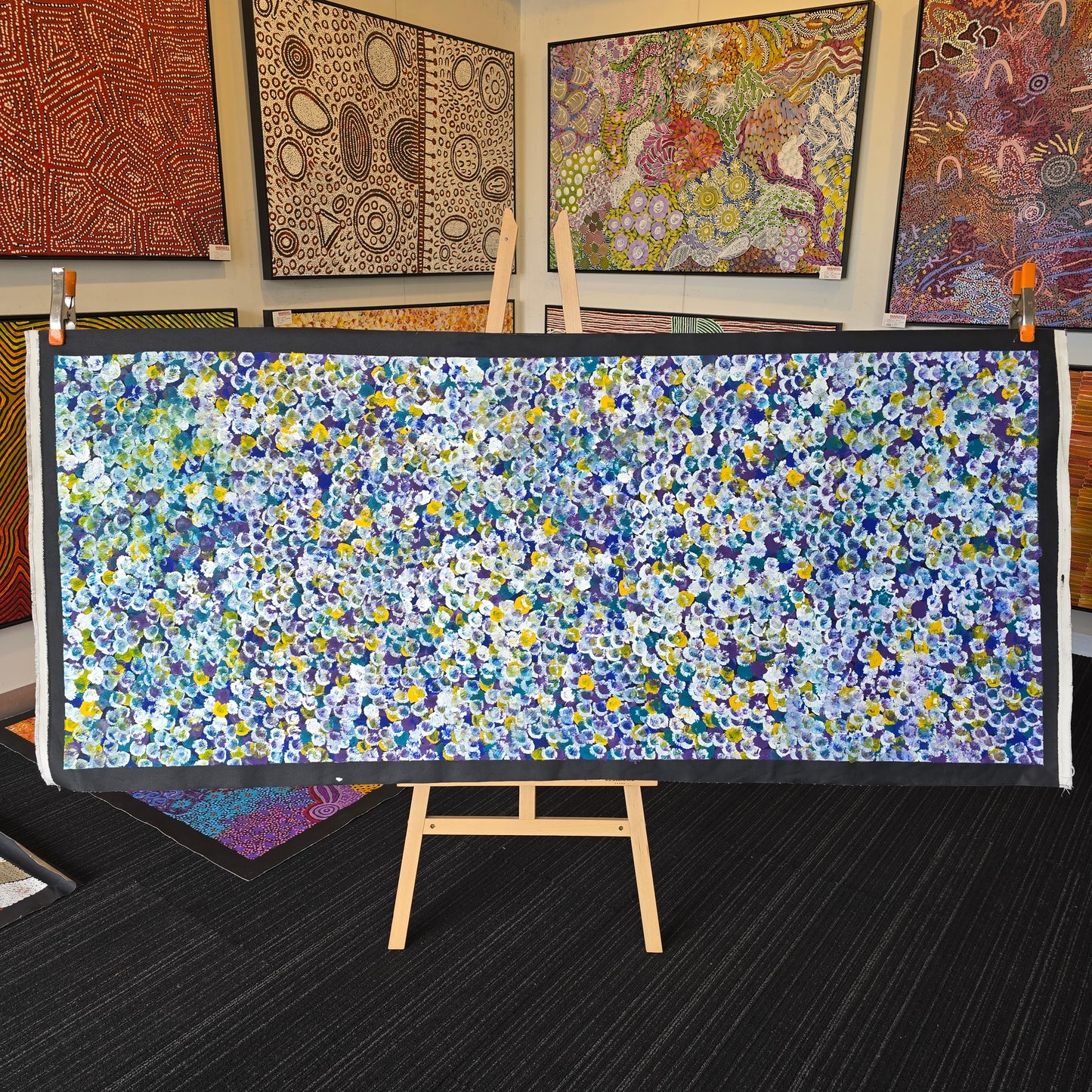 Bessie Pitjara 840 mm x 2000 mm